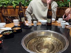 -果松木炭酸菜铜火锅·外婆参鸡汤