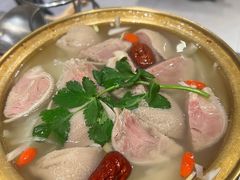 -羊来顺冰煮鲜羊 铁锅烀羊肉(中央大街店)