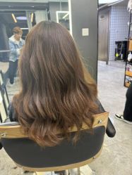 -藤野造型烫发染发