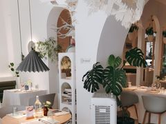 -春树下·树屋花房西餐厅(罍街AS1980店)