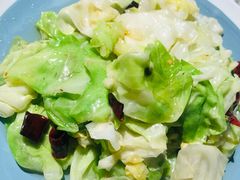 手撕圆白菜-懒人盐府人家(航天桥店)