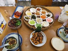 -包整·丝娃娃(一览甲秀楼风景店)