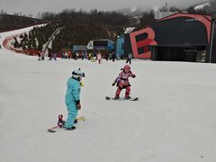 -鳌山滑雪度假区