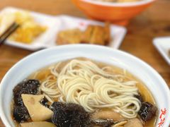 -龙华寺