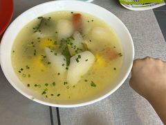 -有红鸡毛店·川菜(建设路店)