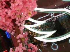 -新田360广场(上海华侨城店)