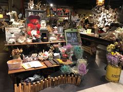 零售区-魔方城市书房(中街益田店)