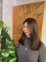 -变画·发型STUDIO