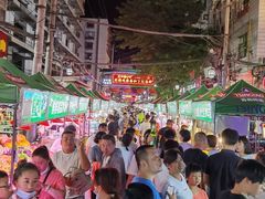 -正宁路小吃夜市