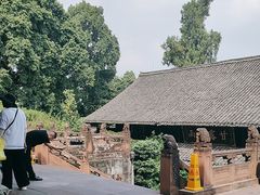 -峨眉山报国寺
