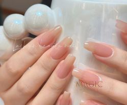 -Lucky girl建构养甲·中式翘睫专业店