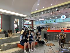 等位区-喧闹·东方大气茶(鹅岭二厂店)
