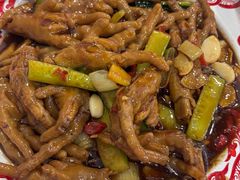 -江城燕子大排档(江汉路步行街店)