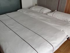 -鑫雅居公寓(广州南站地铁站店)