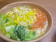 -云海肴·汽锅鸡·云南菜(天山百盛优客店)