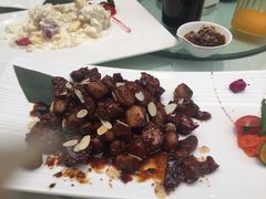 黑蒜子牛肉粒-陆壹捌餐厅(五大道店)