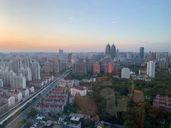 -上海龙之梦万丽酒店