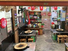 大堂-老姐石板烧烤+铜炭火锅(总店)