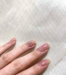 -瞧·享轻奢美甲美睫