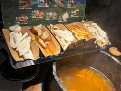 -芸山季·云南山珍菌火锅(人民广场来福士店)