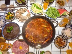 -旧街市鲜货老火锅(大光路店)