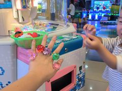 -爱玩嘉年华(龙湖曲江天街店)