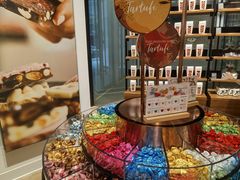 -Laderach 莱德拉(上海环贸iapm店)