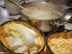 -贵州树林牛肉馆·小龙虾(蒋村花园店)