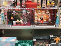 -泡泡玛特POPMART(国金街店)