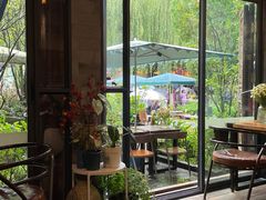 -蓝壁虎咖啡酒馆