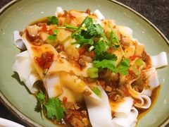 花马镇凉皮-丝路金桃·新疆菜(徐汇店)