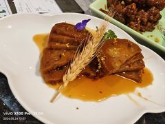 -新白鹿餐厅(百联中环店)