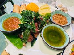 炸物拼盘-浩海火烧云傣家菜(京广店)