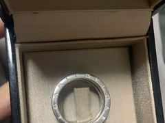 -小飞侠奢侈品回收 寄卖 养护(宝山宝龙广场店)