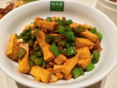 -绿草地·湘菜(7mall店)