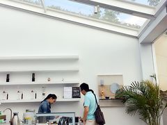 -UNI UNI(环亚凯瑟琳店)