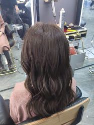 -藤野造型烫染·漂发