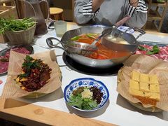 -王奋斗贵州酸汤牛肉火锅