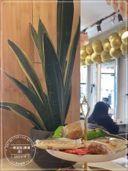 -一東造型烫发染发