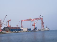 -百年港湾奥特莱斯(香炉礁店)