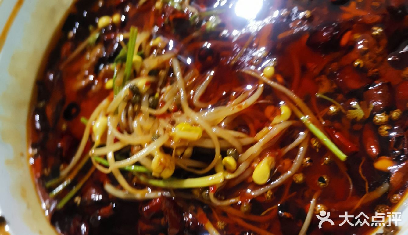 天热解决午餐都办法，唯有外卖，家里的小家伙想吃水煮系