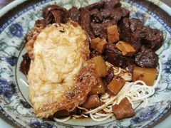 金牌半筋半肉面-旺泉餐饮店·清真牛肉面馆