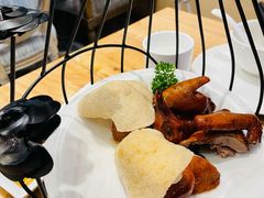 十二悦脆皮乳鸽皇-十二悦厨·茶餐厅(比斯特上海购物村店)
