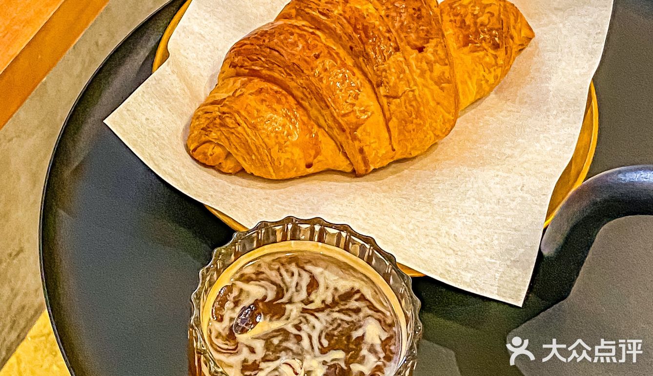 广州探店｜隐藏在居民楼下的咖啡厅☕️