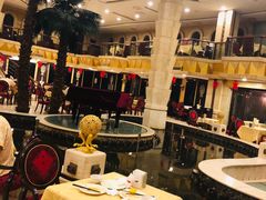 -碧中海汤泉汗蒸酒店