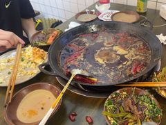 -黄潇洒老火锅(九眼桥宏济巷店)