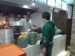 -老新隆牛肉锅贴(新街口店)