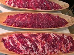 -左庭右院鲜牛肉火锅(金山万达店)