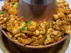 -老佛爷铜炉蛙锅(挂绿店)