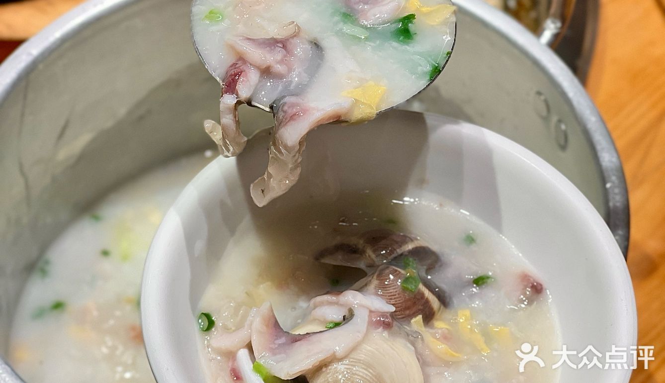人生建议：离开广州前一定要吃的艇仔粥😻